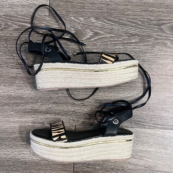 Bleecker & Bond | DSW | Odette Espadrille Platform Wedge Sandal Tiger Print 8.5 - Picture 5 of 6